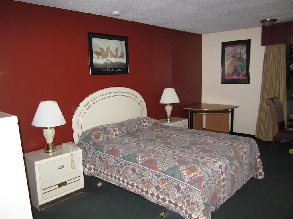 Fort Nelson Hotel Habitación foto